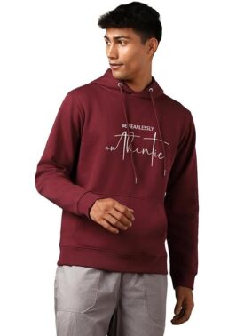 UrbanEdge Men’s Winter Casual Hoodie – Maroon