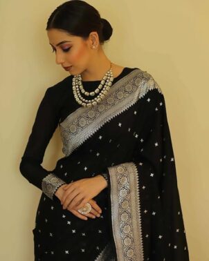 Velmora Women’s Beige Kanjivaram Pure Silk Saree – Premium Traditional Wear